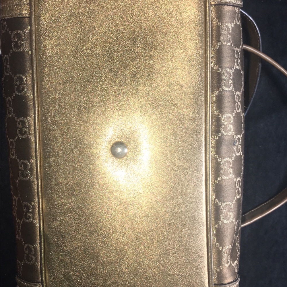 Metallic Gold Gucci Purse - Picture 6 of 8